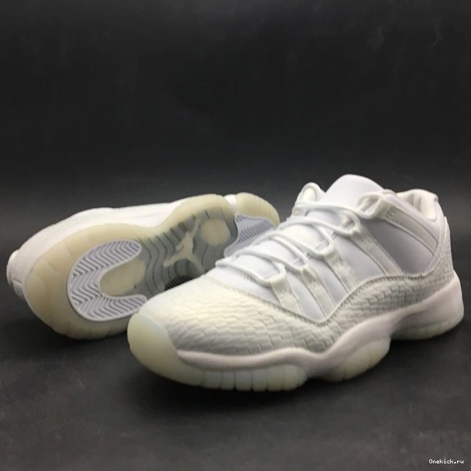 One Kick 11 White Heiress Air 897331-100 Jordan Low Frost 0818